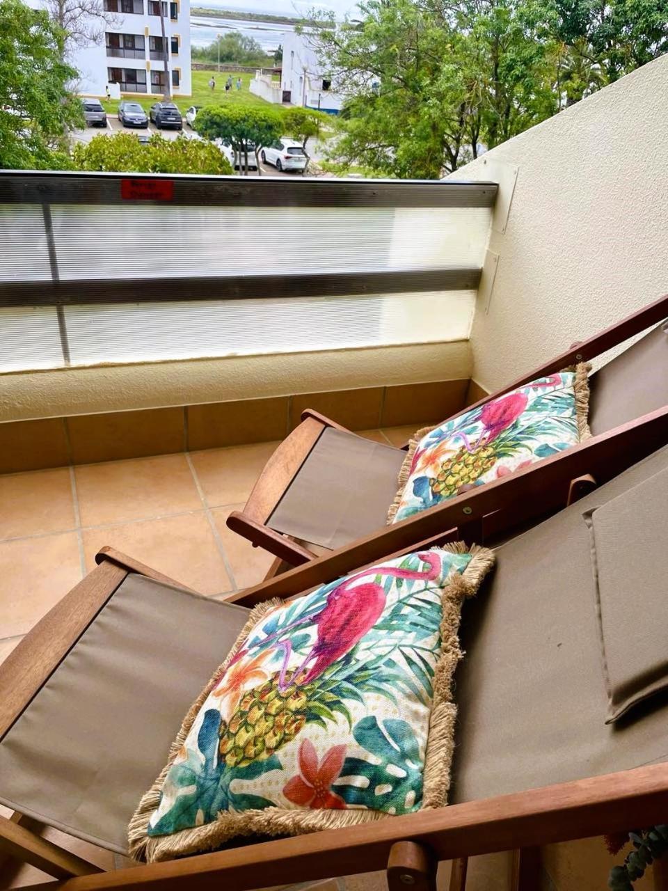 Terrace Of The Sea Apartment Тавира Екстериор снимка